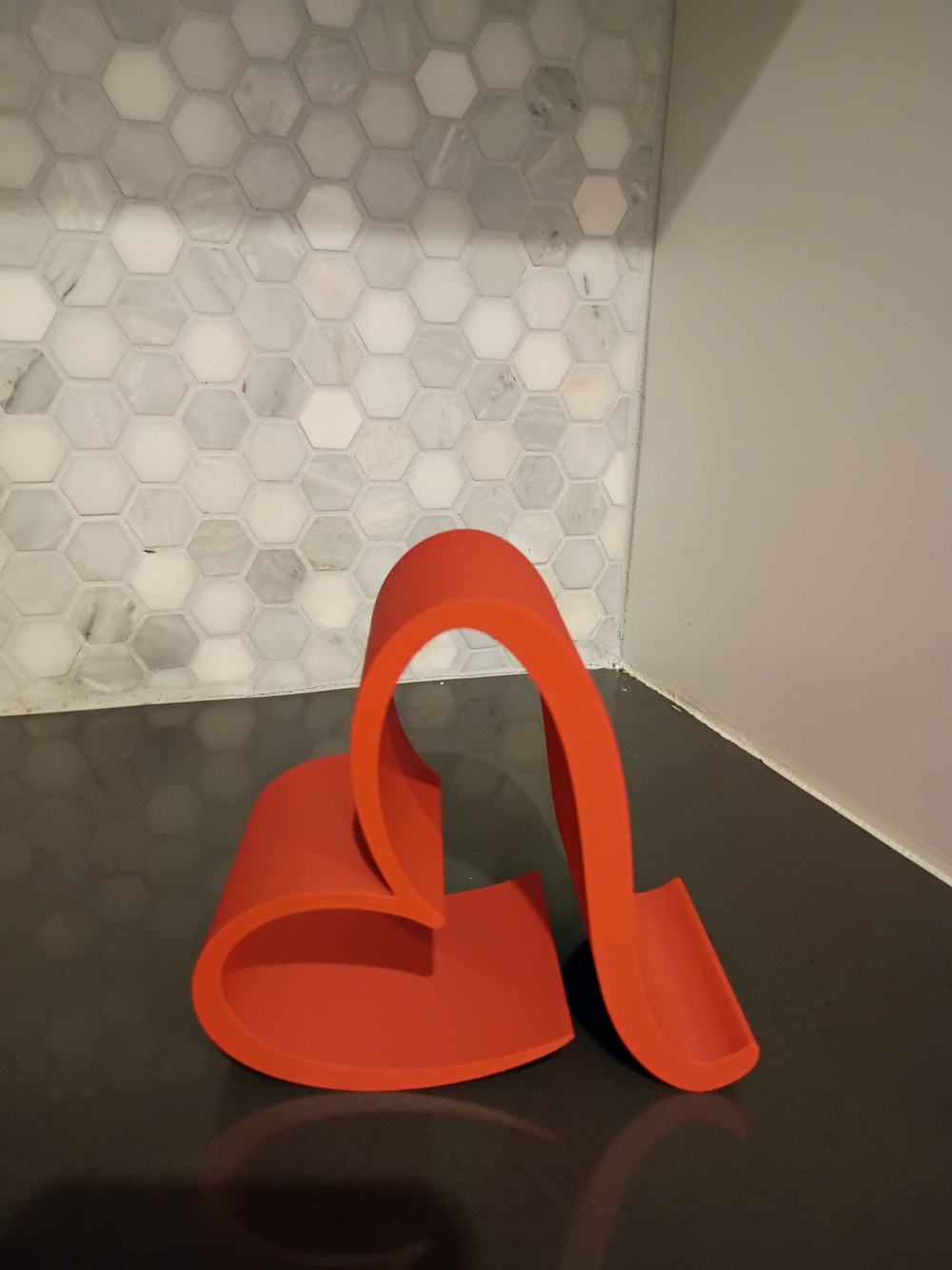 3d Printed Heart Phone Holder